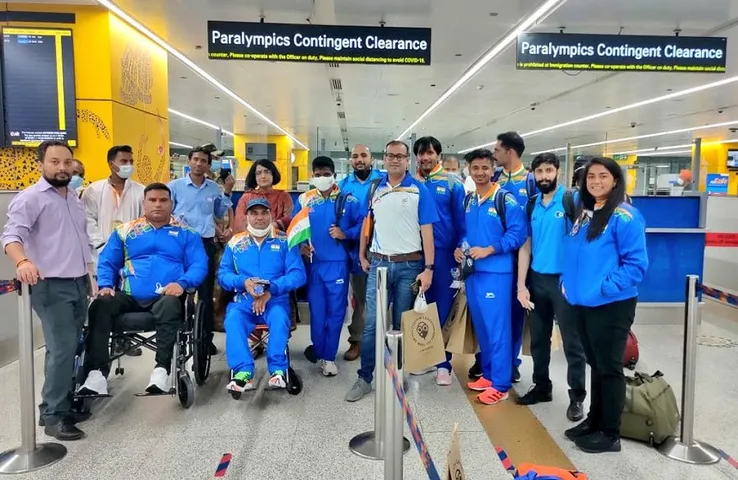 Tokyo Paralympic 2020: टोक्यो पैरालम्पिक के लिये रवाना हुआ भारतीय खिलाड़ियों का पहला दल...