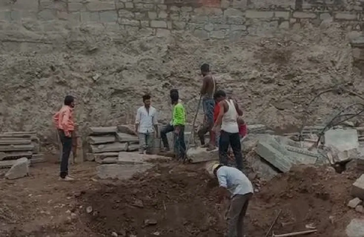 Ujjain Mahakal Mandir : मंदिर में अब मिले कंकाल और हडि्डयां ,पहले भी मिल चुकीं है छोटी मूर्तियां और दीवारें