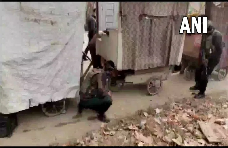 Baramulla Attack: आतंकियों ने CRPF पार्टी पर किया ग्रेनेड हमला, 2 जवान सहित तीन लोग घायल