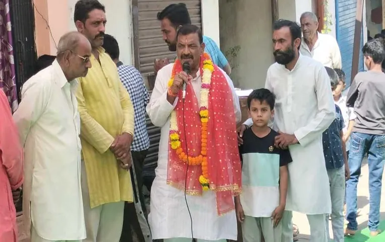 MP Election 2023: कांग्रेस के पूर्व विधायक अंतर सिंह दरबार ने दिया इस्तीफा, निर्दलीय लड़ेंगे चुनाव