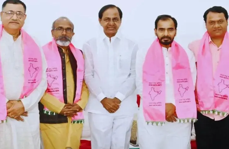 MP Election 2023: बड़ा झटका, चुनाव से पहले इस पार्टी की एंट्री, BJP के पूर्व विधायक सहित 6 नेता शामिल