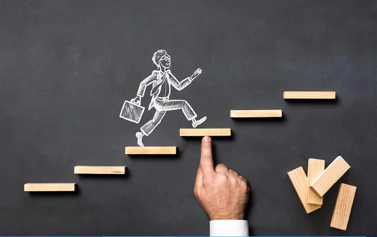 Career Development Tips: बेहतरीन करियर बनाना चाहते हैं तो अपनाएं ये 5 टिप्स, मिलेगी सफलता