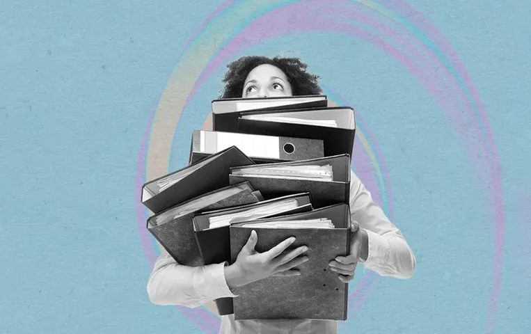 Career Tips: अपने भविष्य को देनी है सही दिशा तो आज से ही ध्यान में रखें ये जरुरी बातें