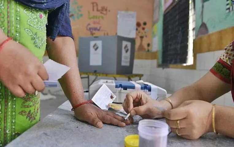 CG Election 2023: आम नागरिकों को पल-पल मिलेगा मतदान प्रतिशत का अपडेट, चुनाव आयोग ने जारी किया एप