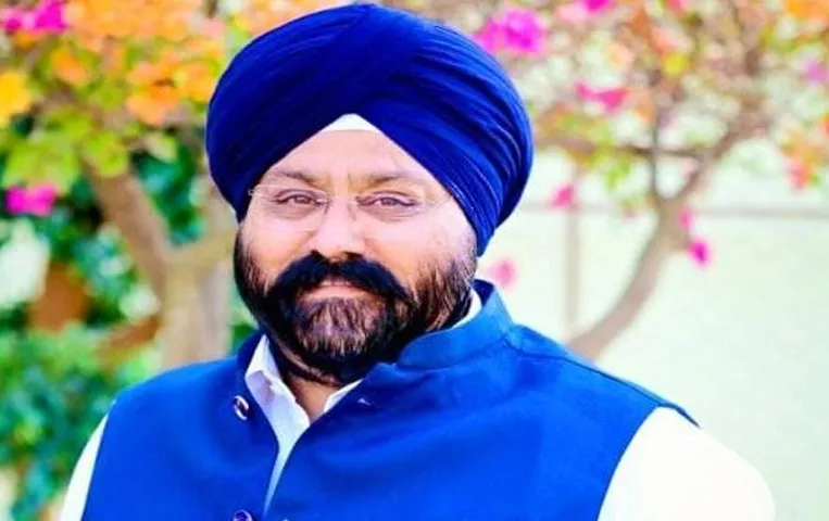 CG News: छत्तीसगढ़ टेनिस एसोसिएशन के अध्यक्ष को किया गया सम्मानित, अकादमी में निभाया अहम योगदान