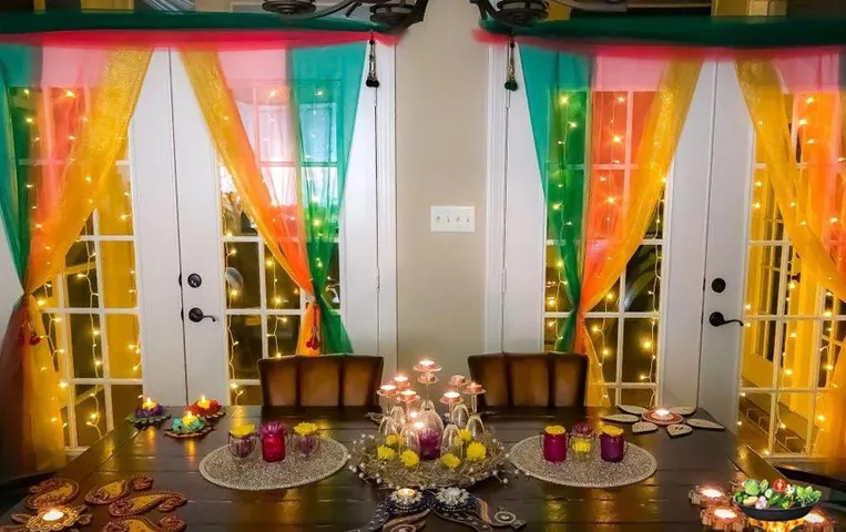 Diwali Decoration: दिवाली पर इन लाइटों से करें अपने घर की सजावट, हट कर दिखेगा घर