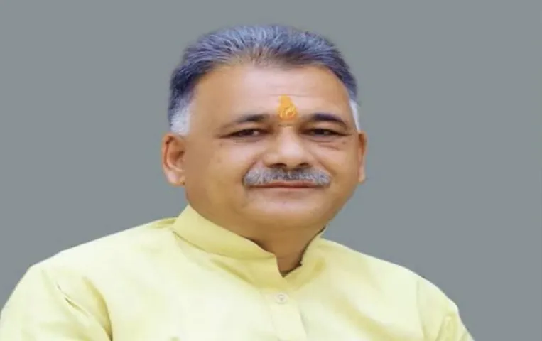 MP Elections 2023 के दिग्‍गज, जानिए शिक्षा मंत्री इन्दर सिंह परमार से जुड़ी खास बातें