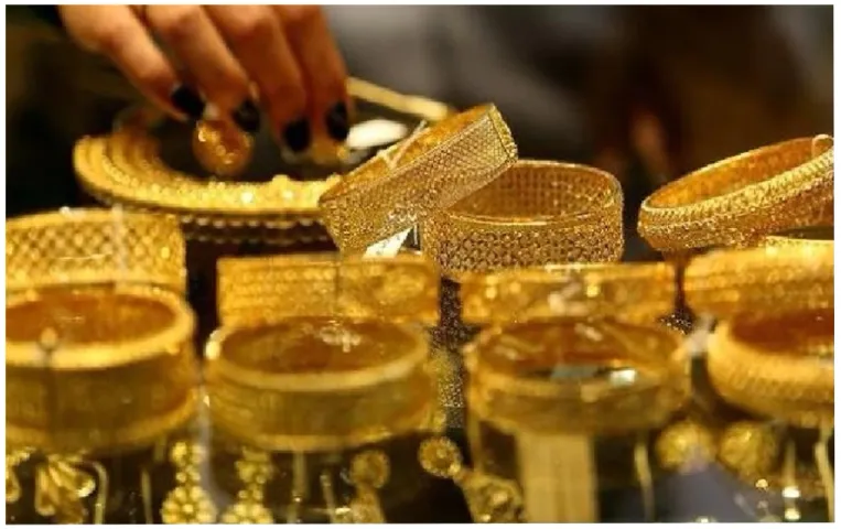 Gold Rate Today: आज सोना हुआ सस्ता, चांदी के दाम में भी आई 1200 रुपये की बड़ी गिरावट