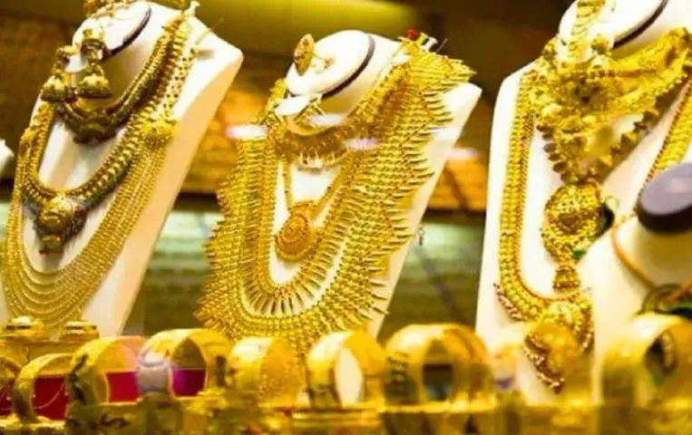 इंदौर मंडी भाव: 72 हजार से नीचे आया सोना, चांदी 88 हजार रुपए किलो, चना-मूंग में आई तेजी; जानें बाजार भाव