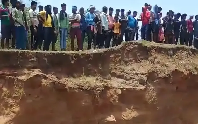 जबलपुर में हादसा: खदान धंसने से दबे 7 मजदूर, 3 की मौत, 3 घायल, 1 की तलाश जारी