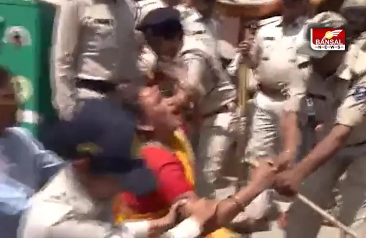 Jabalpur Woman Demonstration Arrest News : महिला को मारा, बाल खींचे, गिरफ्तार किया, यह थी वजह