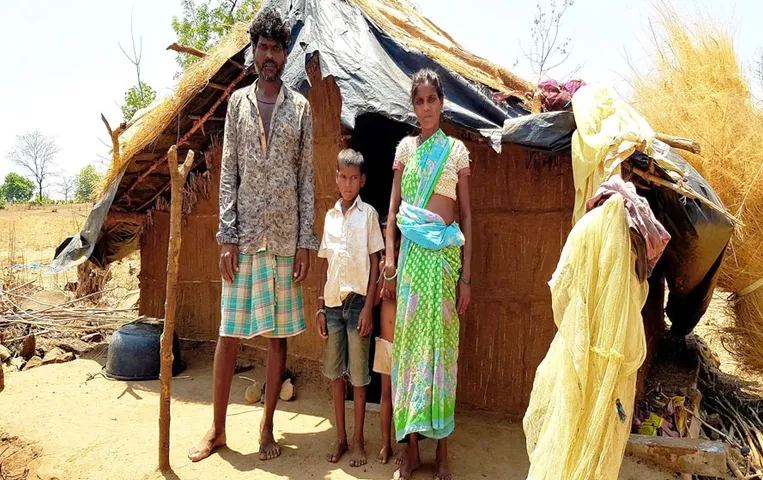 MP Election 2023: झाबुआ में रोजगार के लिए पीढ़ियों से पलायन जारी, कांग्रेस-बीजेपी एक-दूसरे पर लगा रही आरोप