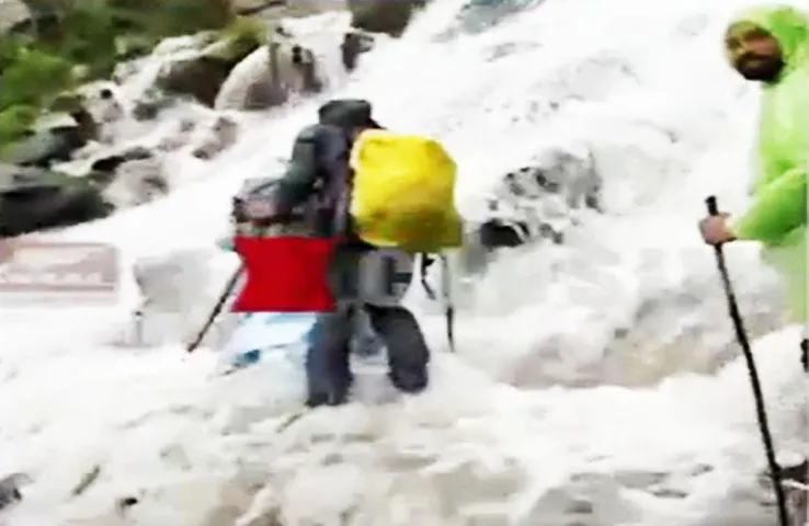 Kullu landslide: कुल्लू लैंडस्लाइड में फंसे MP खंडवा के 2 युवकों पर विधायक ने कही यह बात