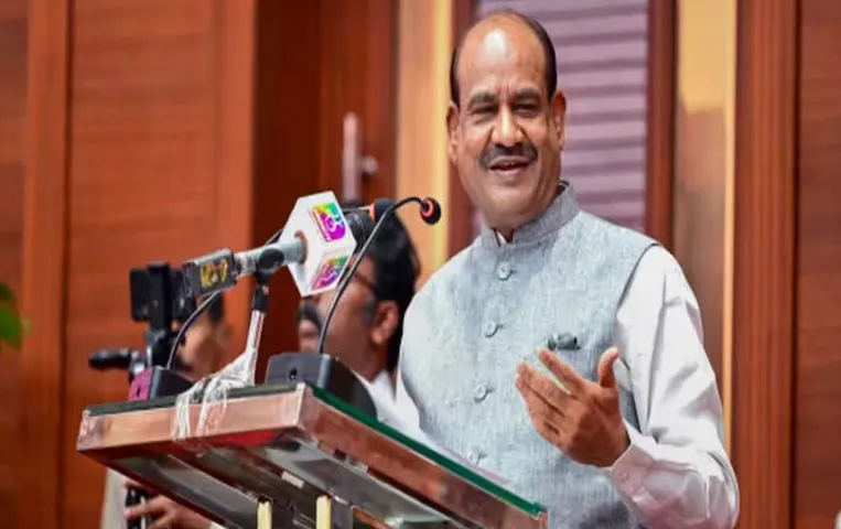 Lok Sabha: विपक्ष के हंगामे के चलते ओम बिरला ने उठाया बड़ा कदम, जानिए क्या है मामला...