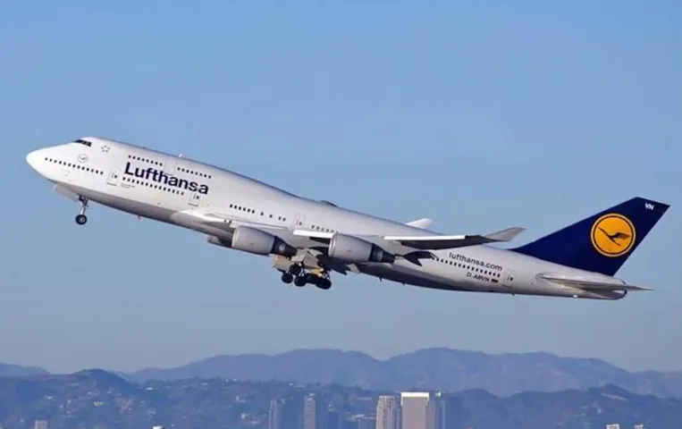 Lufthansa Flight: लुफ्थांसा समूह ने बेंगलुरु से म्यूनिख की सीधी उड़ानें की शुरू, पढ़ें पूरी खबर