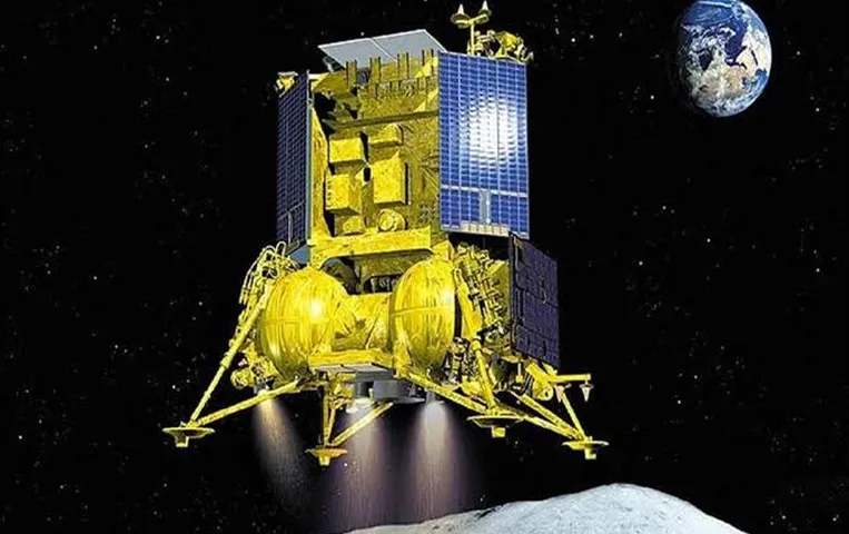 Russia का Luna-25 मून मिशन फेल, चाँद की सतह से टकराया, कल आई थी तकनीकी खराबी