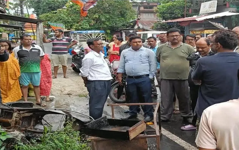 BJP Mandal Office: सिलीगुड़ी में भाजपा का मंडल कार्यालय जलकर हुआ खाक.....