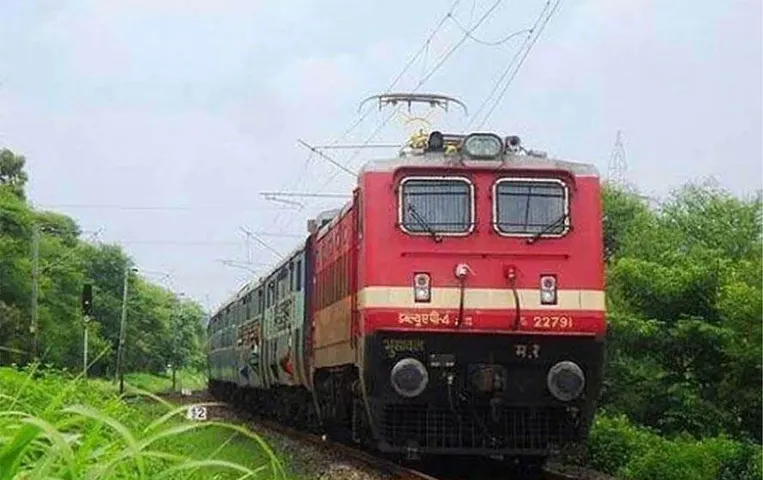 MP Train News: जबलपुर से चलेगी छह वीकली स्पेशल ट्रेन, दिसंबर तक के आदेश जारी, जानें पूरा शेड्यूल