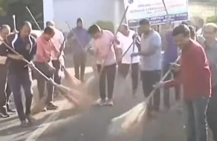 MP Swachhta News: मध्य प्रदेश ने स्वच्छता के क्षेत्र में कैसे लहराया परचम, यहां जानिए