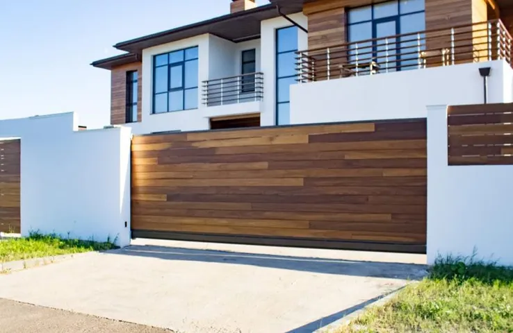 Vastu Tips: बनवा रहे हैं नया घर, जान लें वास्तु के नियम, कैसा होना चाहिए मुख्य प्रवेश द्वार