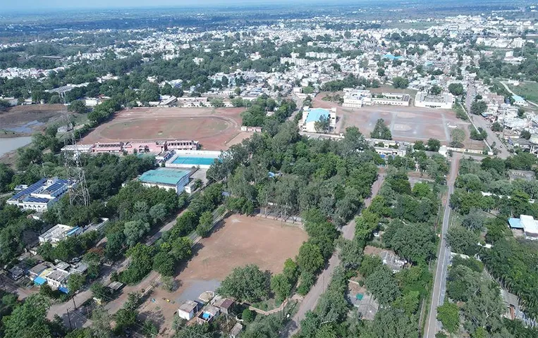 Chhattisgarh News: कवर्धा में ट्रैफिक व्यवस्था का बुरा हाल, शहर के विस्तार का नहीं बना मास्टर प्लान