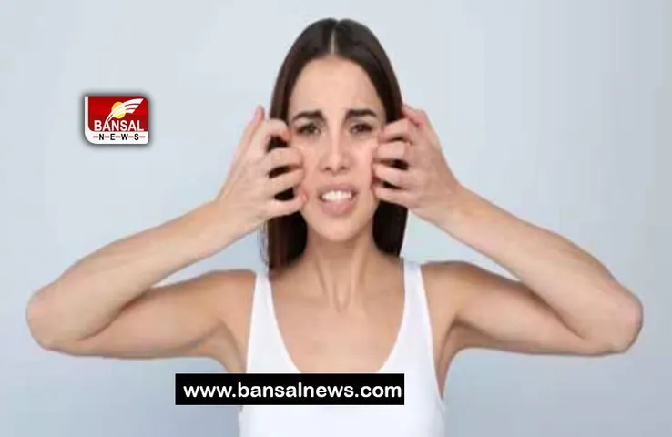 Monsoon Itching Problem: क्या आप भी हो जाते है गालों की खुजली से परेशान, बारिश में ऐसे रखें ख्याल