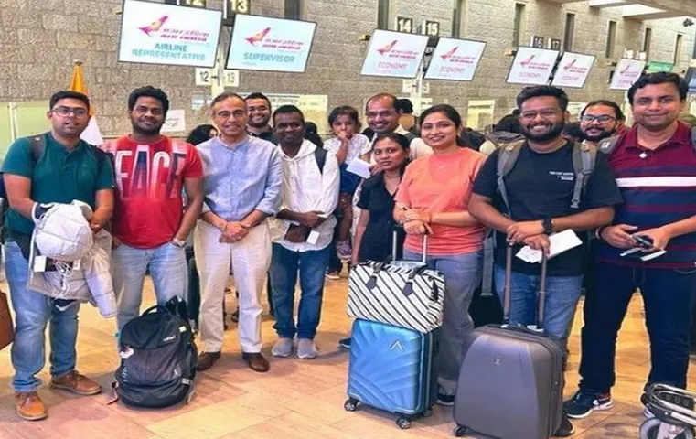 Operation Ajay: भारत का जारी है 'ऑपरेशन अजय', दो विमानों से 471 भारतीय इजराइल से लौटे