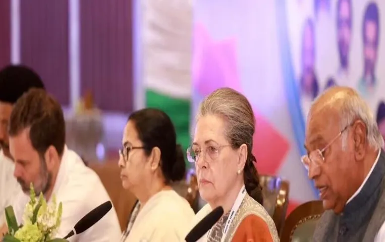 विपक्षी गठबंधन ‘इंडिया’ की बैठक,पहले दिन रात्रिभोज पर होगी अनौपचारिक बातचीत