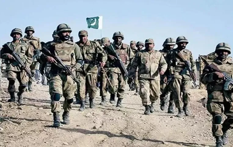 Pakistan News: पाक के बलूचिस्तान में बड़ा आतंकी हमला, चीनी इंजीनियर्स के काफिले पर हुआ हमला