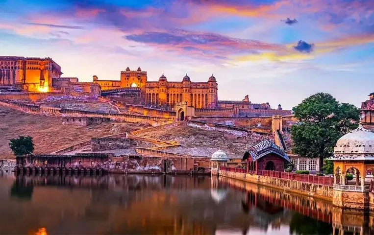 Rajsthan Tour Packages: सिर्फ एक स्मार्ट कार्ड से करें पूरे राजस्थान की यात्रा, सरकार बना रही योजना