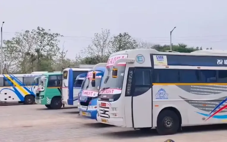 सागर में नया बस स्टैंड बना मुसीबत: ऑटो रिक्शा में लग रहा बस से डबल किराया, यात्री हो रहे परेशान; जानें वजह