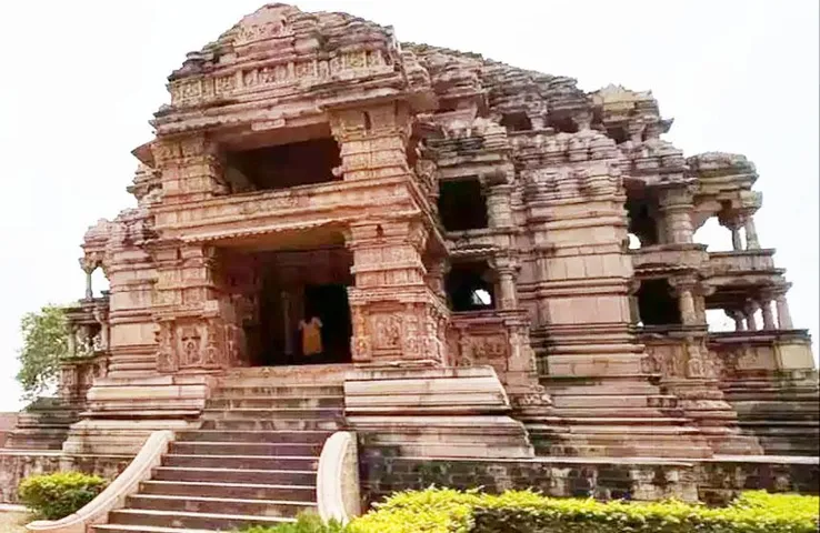Sasbahu Temple in MP: मध्य प्रदेश में है सास-बहू मंदिर, जानिए इससे जुड़े अद्भुत और रोचक तथ्य