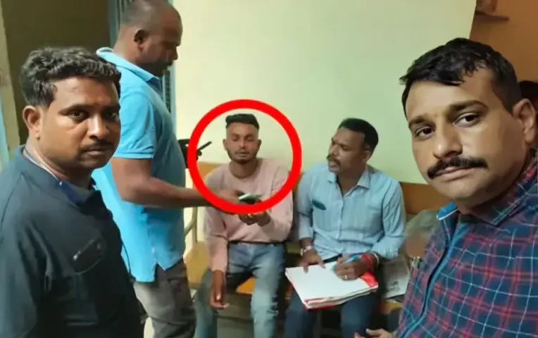 सिम बंद करने की धमकी देकर ठगे 50 लाख: सिवनी मालवा से गैंग का एक आरोपी गिरफ्तार, तमिलनाडु पुलिस ने GPS के जरिए पकड़ा