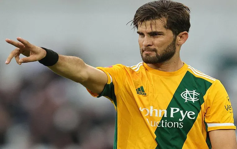 Shaheen Afridi: एक ओवर में झटके 4 विकेट, फिर भी अपनी टीम को नहीं दिला सके जीत