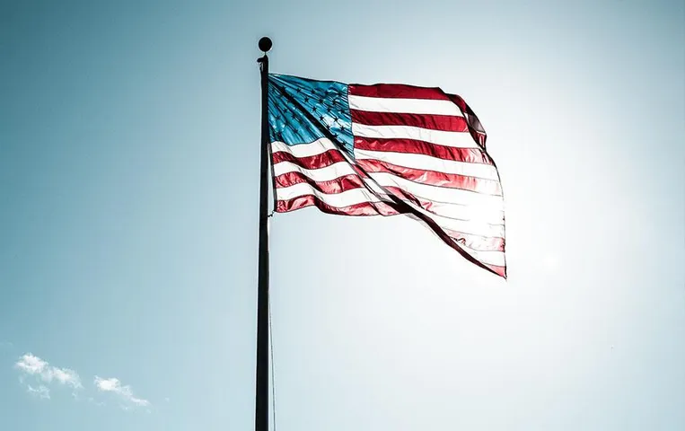 U.S. Independence Day: अमेरिका में स्वतंत्रता दिवस पर उत्सव का माहौल, जानें कब मिली आजादी