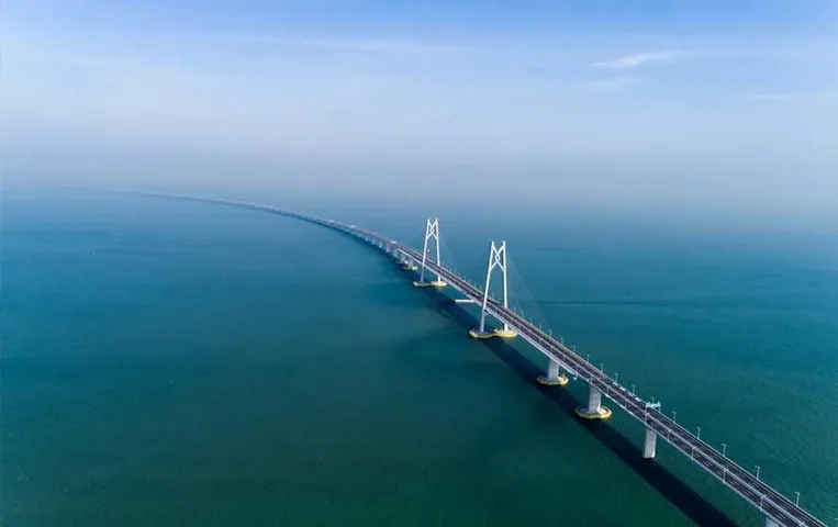 Interesting Facts: सैंकडों किलोमीटर तक फैले ये हैं दुनिया के 5 सबसे लंबे पुल, यहां देखें पूरी लिस्ट