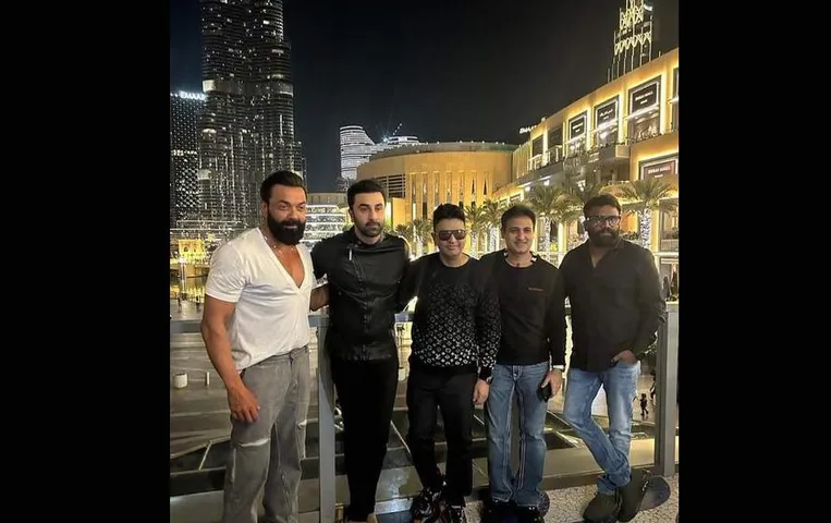 Animal Video on Burj Khalifa: दुनिया की सबसे ऊंची इमारत पर नजर आई फिल्म की झलक, ऐतिहासिक मोमेंट