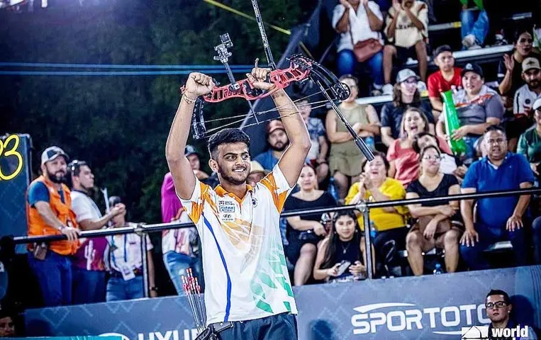 Archery World Cup Final 2023: प्रथमेश जावकर ने कंपाउंड ईवेंट में जीता सिल्वर मेडल