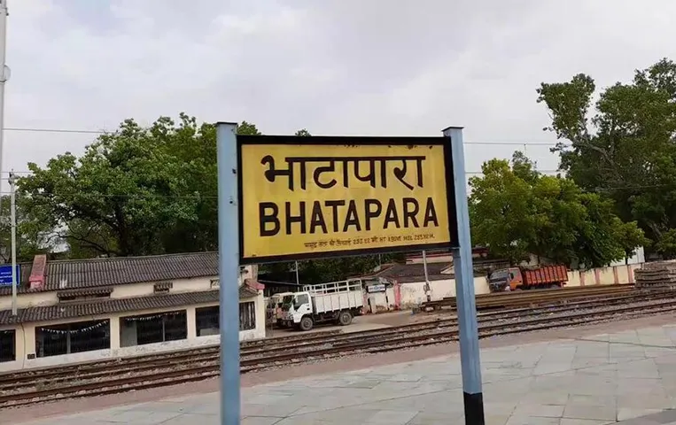 Bhatpara News : व्यापारी संगठन पहुंचे थाने, एसडीओपी को सौंपा ज्ञापन