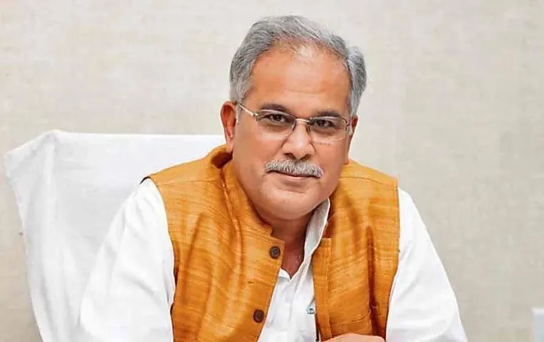 CG Elections 2023: छत्तीसगढ़ में दशहरा के पोस्टर को लेकर सियासत तेज, भूपेश बघेल ने दिया बड़ा बयान