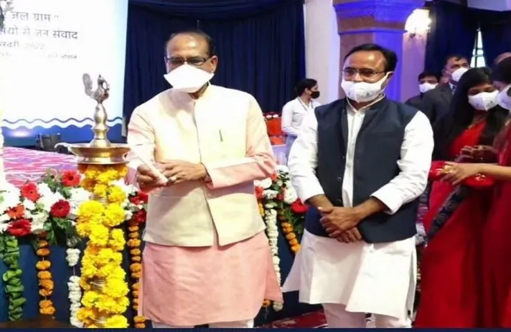 Jal Jeevan Mission : जल जीवन मिशन में लाभान्वित ग्रामीण परिवारों से मुख्यमंत्री शिवराज ने की बातचीत