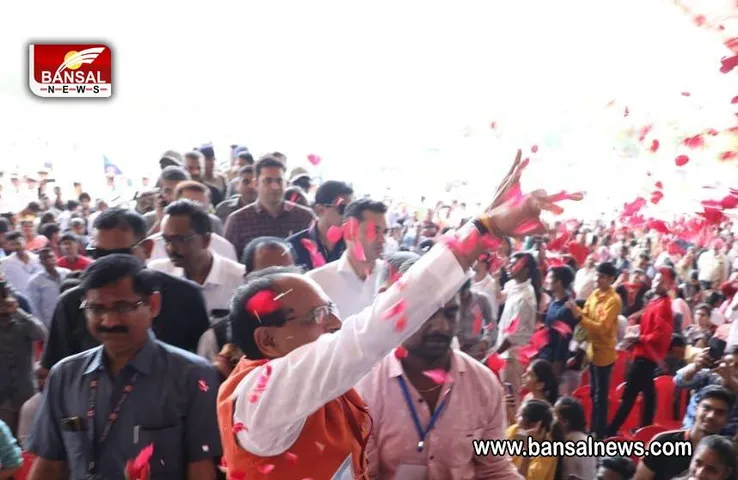 MP News : सीएम का बड़ा फैसला! इन छात्रों को नहीं देनी होगी डॉक्टर्स और इंजीनियर्स पढ़ाई की फीस