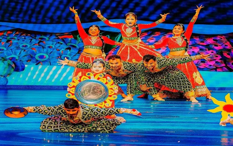 Florida News: वॉल्ट डिज्नी वर्ल्ड रिसॉर्ट में पहली बार मना दिवाली का जश्न, भारत की संस्कृति का किया गया प्रदर्शन