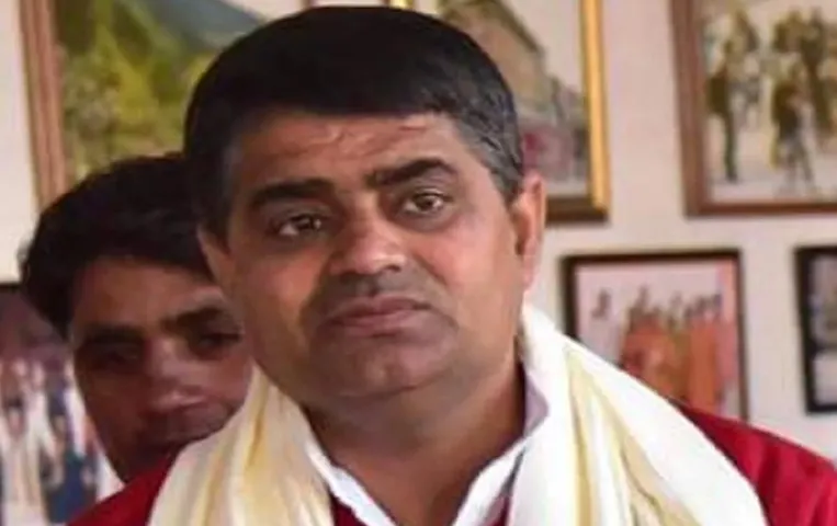 UP News: ईडी ने पोंजी मामले में सपा नेता को किया गिरफ्तार, क्या है पूरा मामला जानें यहां