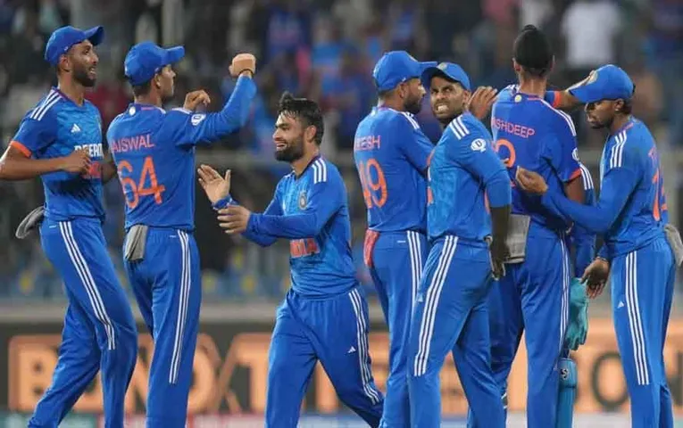India vs Australia 2nd T-20 Update: भारत ने दूसरे T-20 में भी कंगारुओ को धूल चटाया, सीरीज में 2-0 की बढ़त