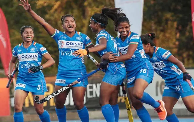 भारतीय महिला हॉकी टीम ने इंग्लैंड को 6-2 से हराया, 4 देशों के टूर्नामेंट में तीसरा स्थान हासिल किया