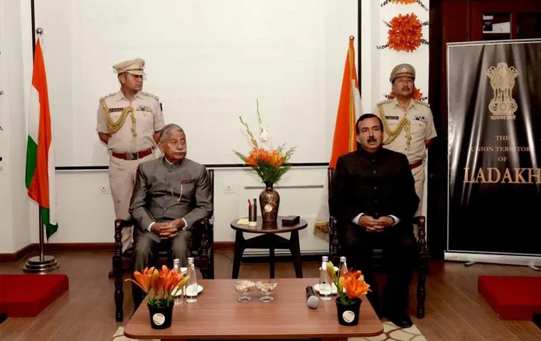 Ladakh Election Commissioner: पूर्व IAS ने लद्दाख के पहले राज्य चुनाव आयुक्त के रूप में शपथ ली, पढ़ें पूरी खबर