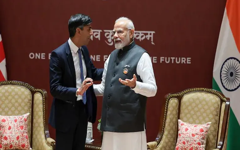 Israel Hamas War: PM मोदी ने ऋषि सुनक से की बात, द्विपक्षीय संबंधों पर की चर्चा