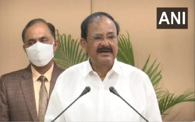 Venkaiah Naidu : भाषा की शालीनता, शब्दों के अनुशासन के साथ अभिव्यक्ति की स्वतंत्रता का उपयोग करें: उपराष्ट्रपति