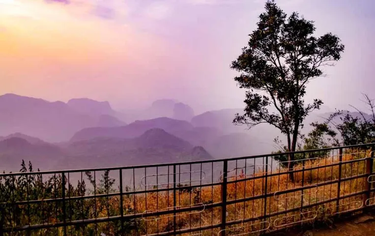 Places To Visit In Pachmarhi: पचमढ़ी में घूमने के लिए 6 अद्भुत जगह